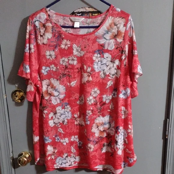 CJ Banks, Vibrant And Stylish Floral Red Women's Top - Picture 4 of 4